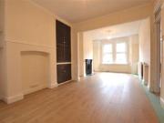 3 Bedrooms Terraced house for rent in Stanley Road,...