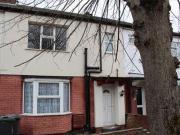 3 Bedrooms Terraced house for rent in Summerfield Road,...
