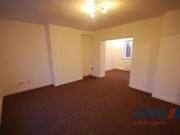 3 Bedrooms Terraced house for rent in Valley Gardens...