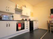 3 Bedrooms Terraced house for rent in Victoria Road,...