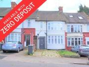 3 Bedrooms Terraced house for rent in Wardown Crescent,...