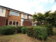 3 Bedrooms Terraced house for rent in Welbeck Close,...