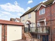3 Bedrooms Terraced house for rent in West Quay,...