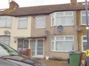 3 Bedrooms Terraced house for rent in Wickham Road,...