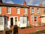 3 Bedrooms Terraced house for sale in Balmoral Road,...