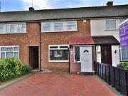 3 Bedrooms Terraced house for sale in Churchill Road,...
