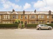 3 Bedrooms Terraced house for sale in Clarkston Road,...
