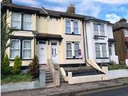 3 Bedrooms Terraced house for sale in Cuxton Road,...