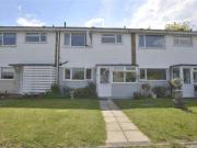 3 Bedrooms Terraced house for sale in Elmstead Close,...