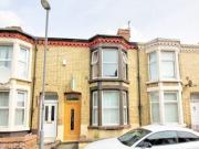 3 Bedrooms Terraced house for sale in Esmond Street,...