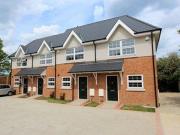 3 Bedrooms Terraced house for sale in Glebe Road,...