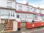 3 Bedrooms Terraced house for sale in Horsted Avenue,...