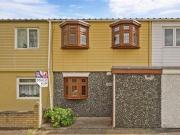3 Bedrooms Terraced house for sale in Limes Avenue,...