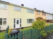 3 Bedrooms Terraced house for sale in Maple Close,...