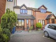 3 Bedrooms Terraced house for sale in Mill Court,...