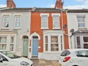 3 Bedrooms Terraced house for sale in Purser Road,...