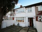 3 Bedrooms Terraced house for sale in Selan Gardens,...