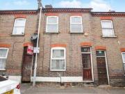 3 Bedrooms Terraced house for sale in Strathmore Avenue,...