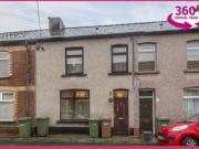 3 Bedrooms Terraced house for sale in Trafalgar Street,...