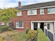 3 Bedrooms Terraced house for sale in Wood Croft,...