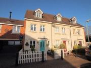 3 Bedrooms Terraced house for sale in Wood End Close,...