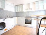 3 Bedrooms Town house for rent in Sudbury Court Road,...