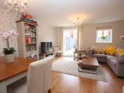 3 Bedrooms Town house for rent in Summerfield Drive,...