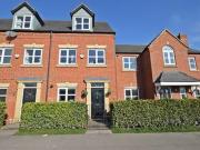 3 Bedrooms Town house for rent in Thelwall Lane,...