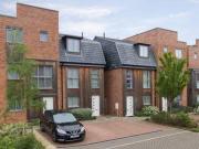 3 Bedrooms Town house for rent in Trumpington Place,... 3 Bedrooms Town house for rent in Trumpington Place,...