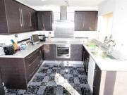 3 Bedrooms Town house for sale in Brookhill Road, East...