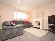 3 Bedrooms Town house for sale in Burton Close, Oadby,...