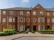 3 Bedrooms Town house for sale in Lillymill Chine,...