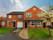 3 Bedrooms Town house for sale in Oak Way, Selby YO8
