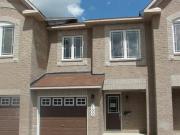 3 BEDROOMS TOWNHOME IN BARRHAVEN FOR RENT