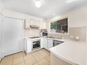 3 BEDROOMS TOWNHOUSE IN DURACK BREAK LEASE