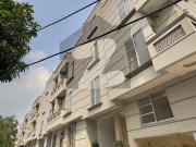 3 beds unfurnished apartment Jail Road