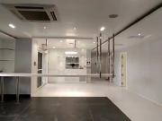 3 BHK Apartment in Banjara Hills for resale West...