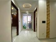 3 BHK Apartment in Sector 9 Rohini for resale North West...