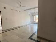 3 BHK Apartment in Vasant Kunj for resale South West...