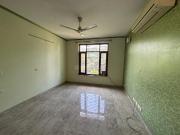 3 BHK Apartment in Vasant Kunj for resale South West...