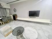 3 BHK Apartment in Vile Parle West for resale Mumbai....