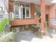 3 BHK Duplex in Chittaranjan Park for resale South...