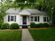 3 BR, 1.5 BA Apartment 204 W. Newlyn Street, Greensboro,...