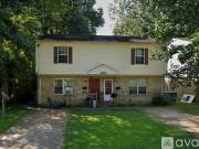 3 BR, 1 BA Apartment 1253 Pall Mall St, Unit Duplex,...