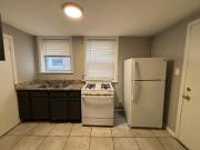 3 Br, 1 bath, Condo 8137 S Evans Ave