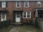 3 Br, 1 bath, Townhouse/Brownstone/RowHouse 2121...