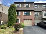 3 BR, 2.5 BA Apartment 7351 Beacon Hill Dr, Pittsburgh,...