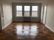 3 BR, 2 BA Apartment 3955 Bigelow Blvd Unit Royal York...