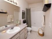 3 Br, 2 bath, Apartment 16630 N 43rd Ave