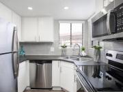 3 Br, 2 bath, Apartment 7007 E Gold Dust Ave